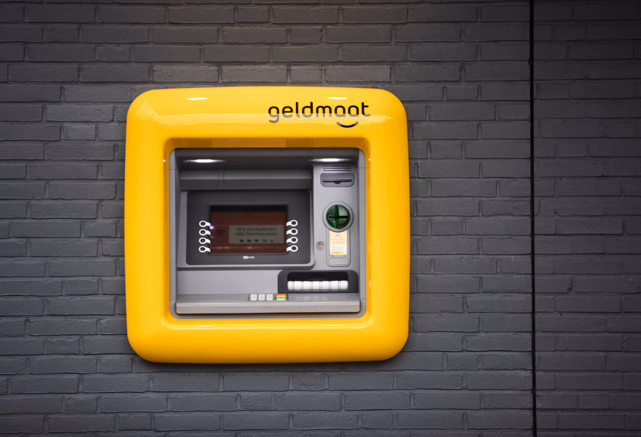 Pinautomaat nacht Rotterdam: waar kun je nog geld pinnen na 23:00?
