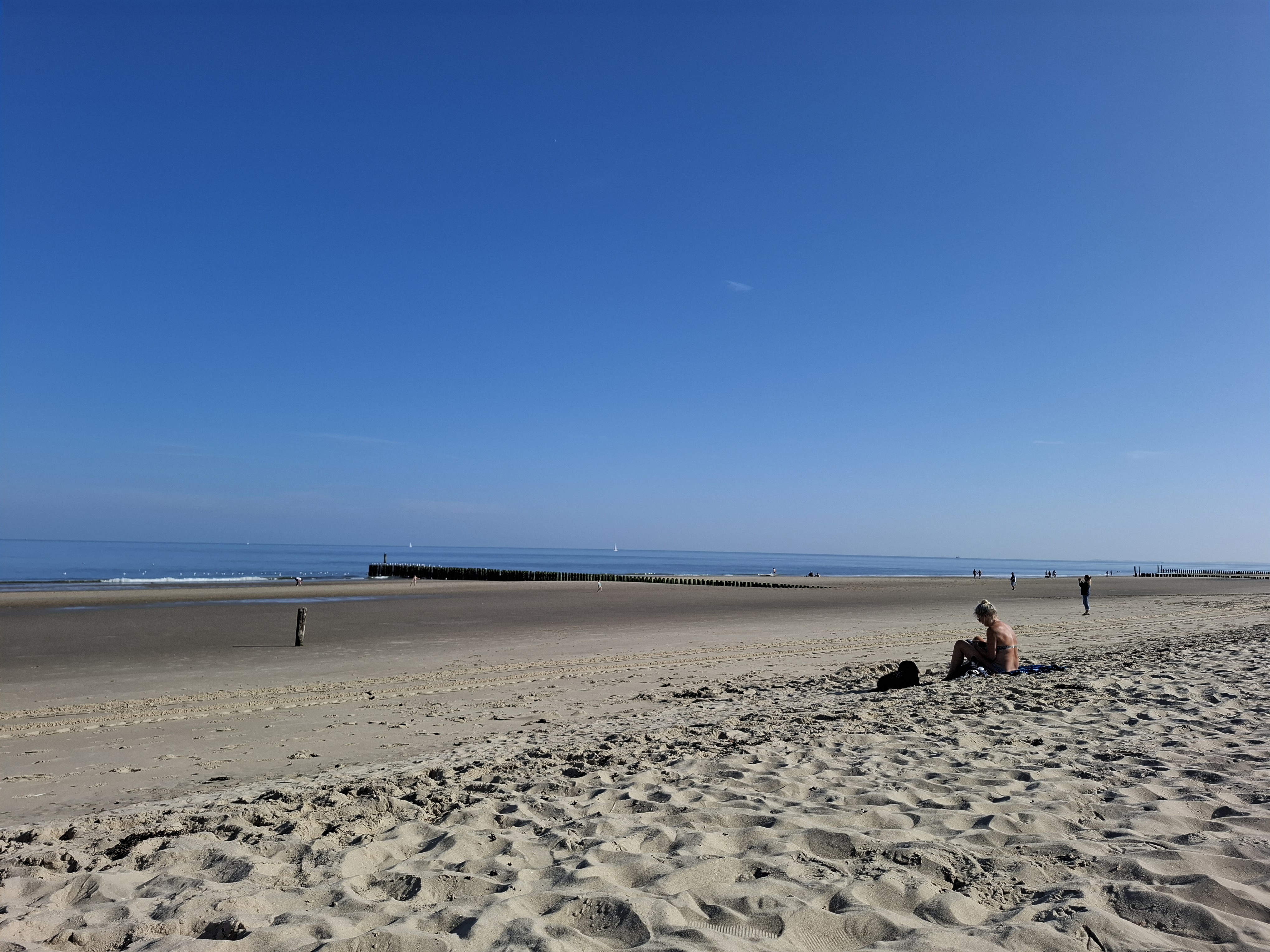 Strand Domburg Review